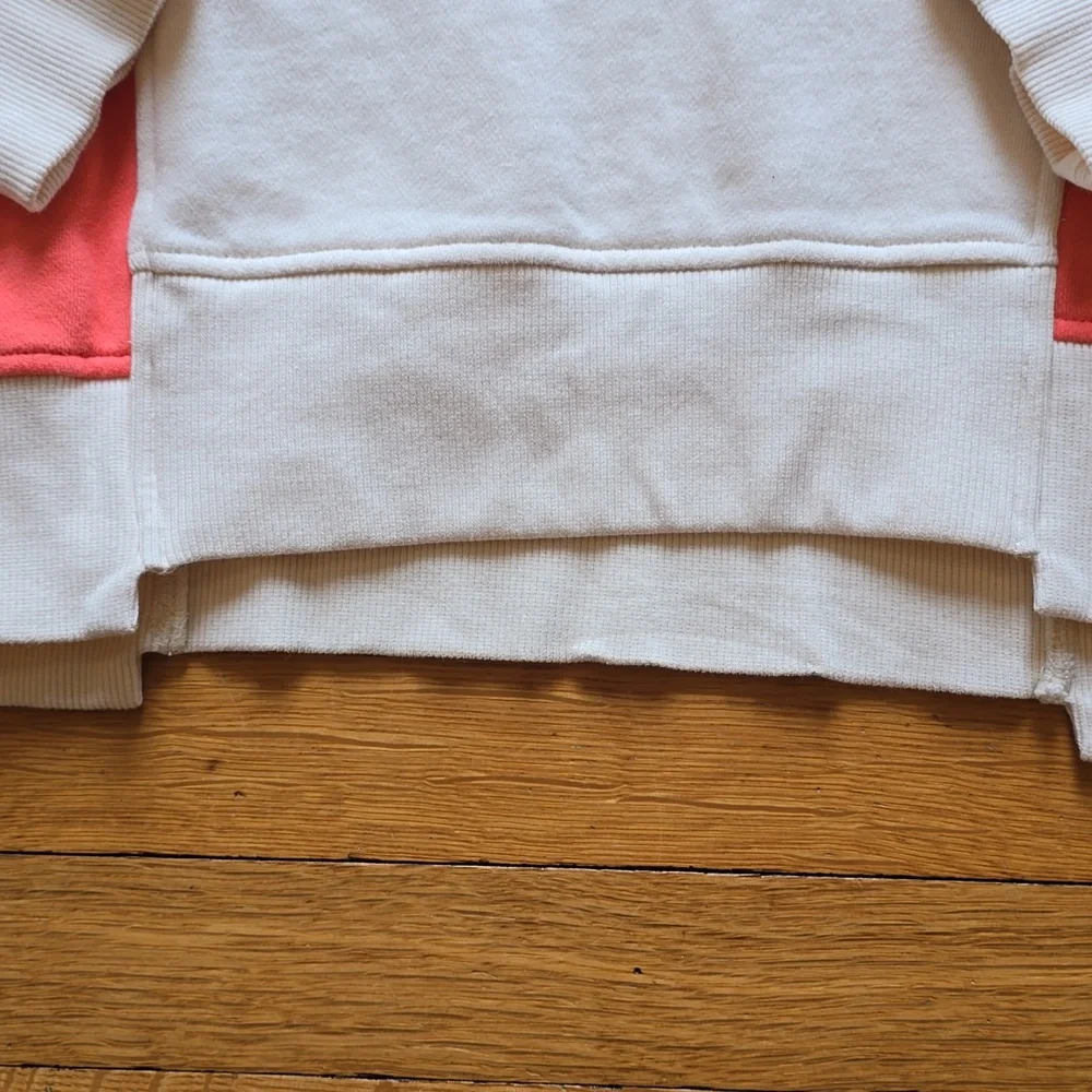 Evereve, Coral & Cream Colorblock Sweatshirt, Drop Shoulders, EUC, Women's S - Picture 9 of 12